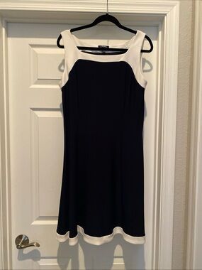 XL Chaps Classy Timeless Simple Statement Dress Navy & White Stretchy